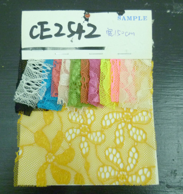 CE2542